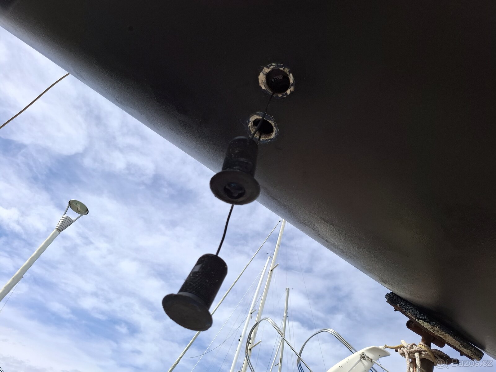 Prodám kajutovou plachetnice avar 32 - 14