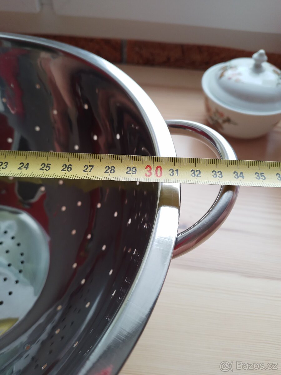 vintage doza,vintage velká krabice na dort,vintage cedník - 14