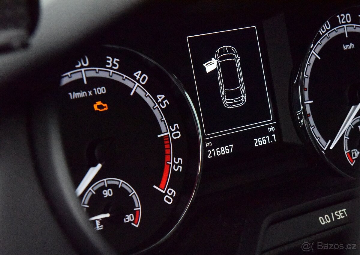 Škoda Octavia 2,0 TDI 110kW Drive Combi - 14