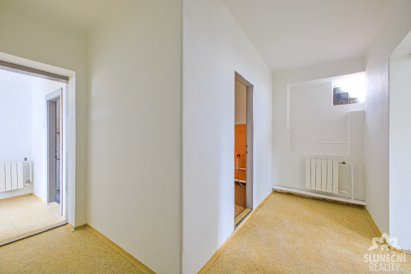 Prodej rodinného domu, 391 m², Strání - 14