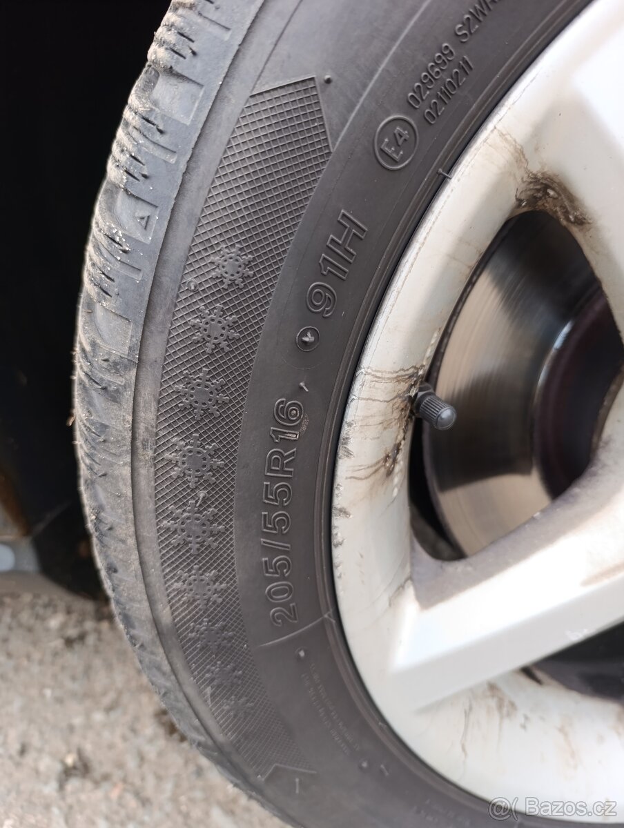 Volkswagen Passat B6 Variant 2.0 TDI 103 kW – STK 11/2027 - 14