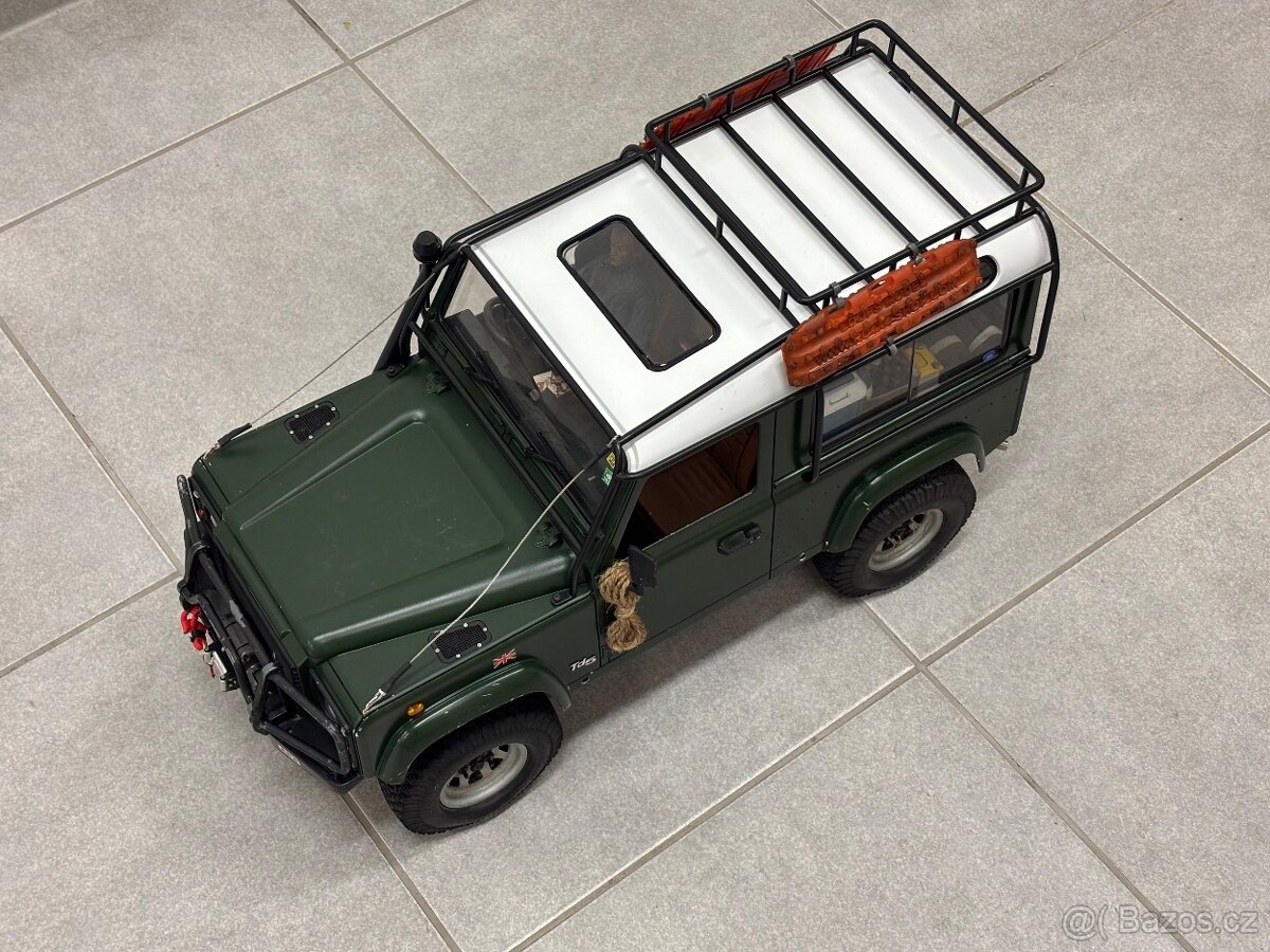 RCmodelex Defender D90 1:10 - 14