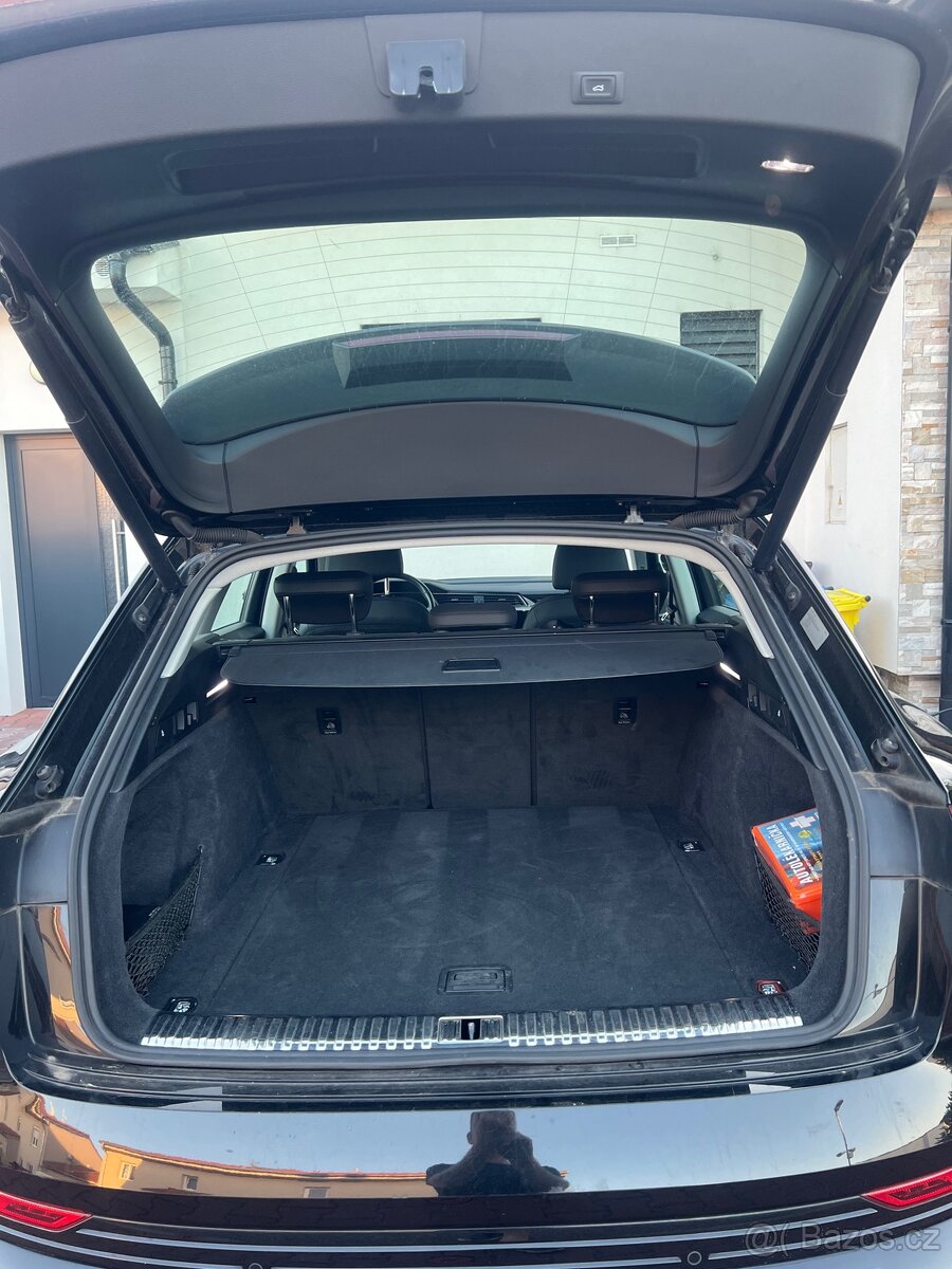 Audi e-tron 50 quattro,Matrix - 14