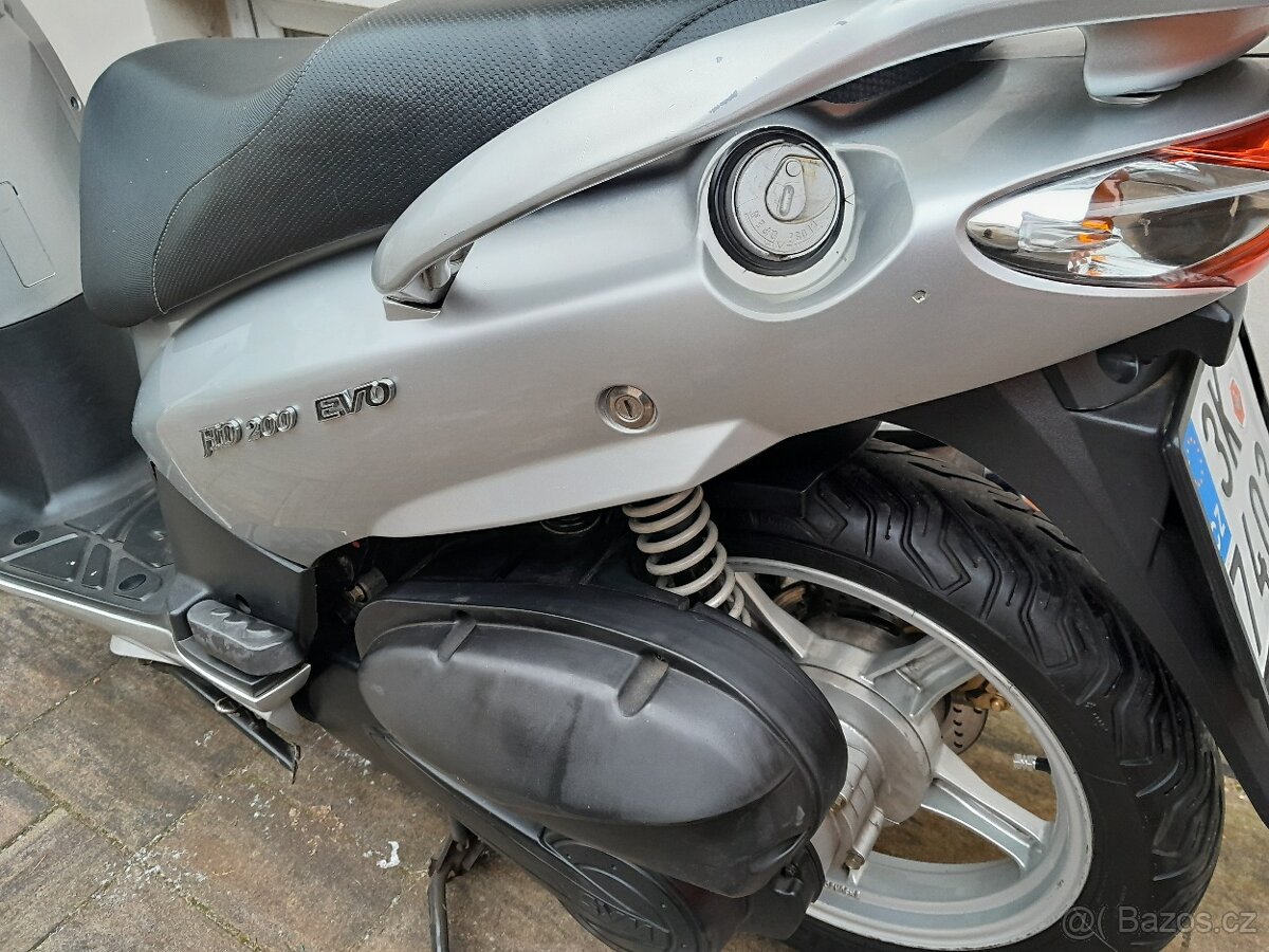 SYM HD 200i Evo, 2009 - 14