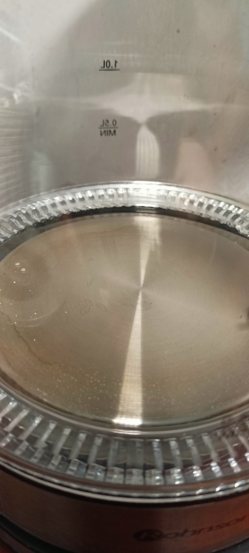 Rychlovarná konvice - 14