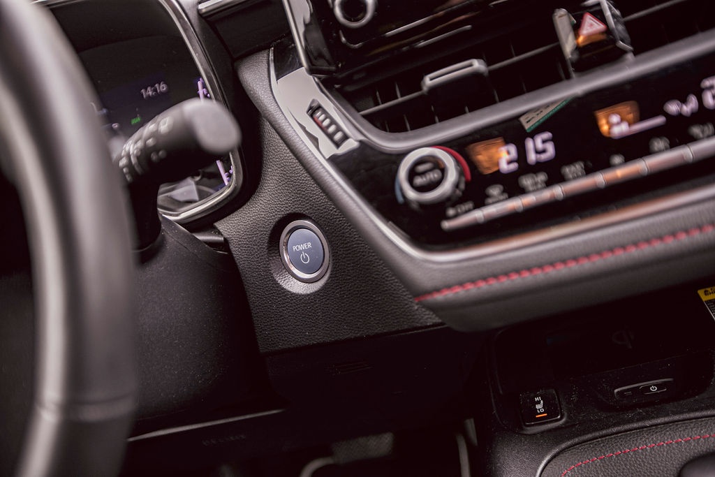 Toyota Corolla Combi TS 2.0 Hybrid GR Sport, DPH - 14