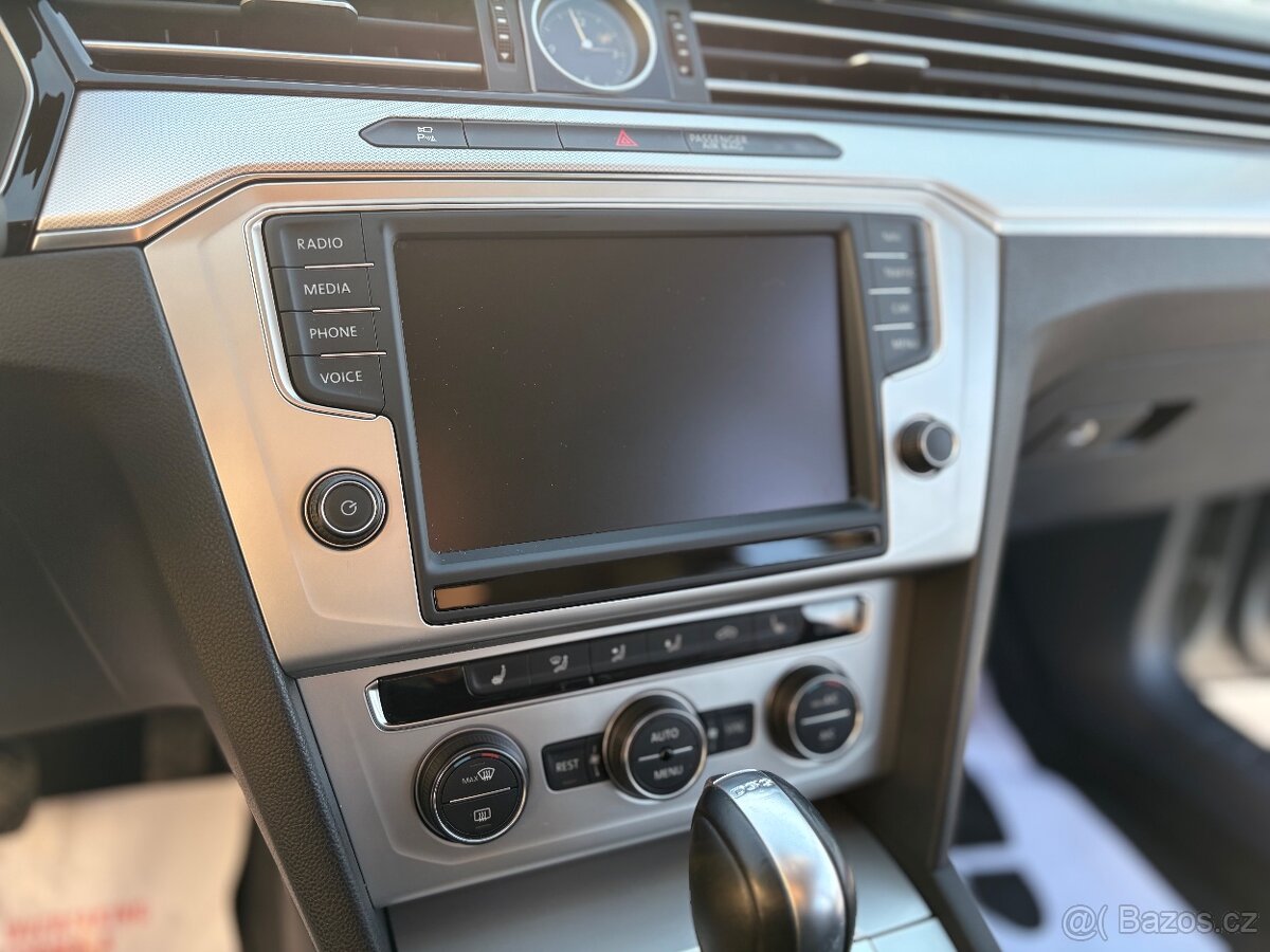 Volkswagen Passat 2.0 TDI - 14
