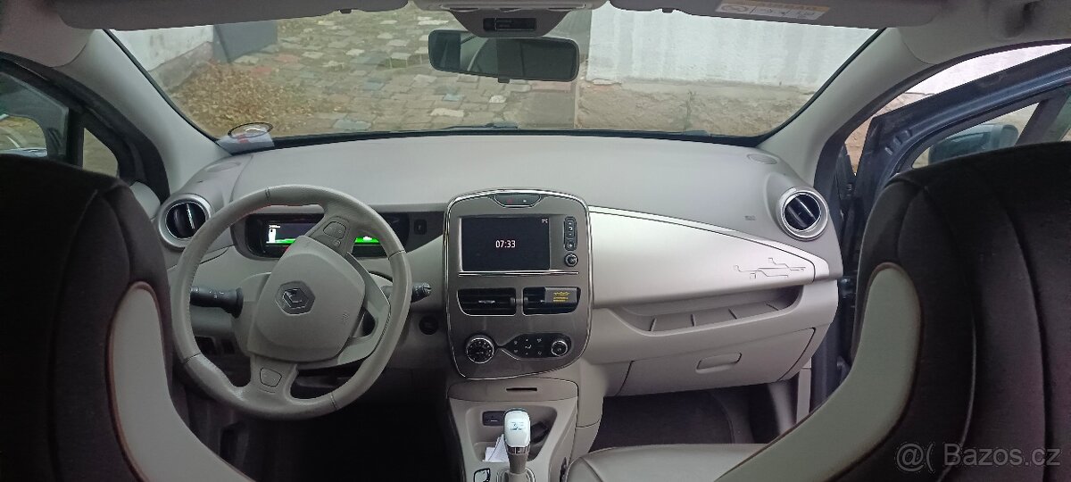 Renault Zoe BOSE r.v.2018 - 14