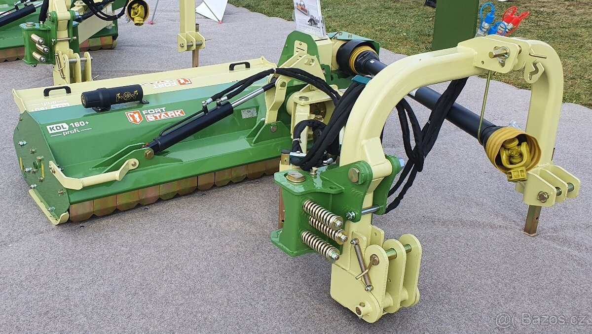 Mulčovač priekopový pre traktor - 14