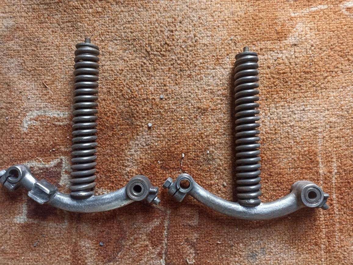 Brzdový štít -Př.vidlice-maska světla Stadion s11,22 - 14