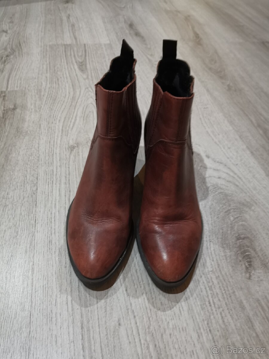 Dámské kotníkové boty Vagabond vel. 40 - 14
