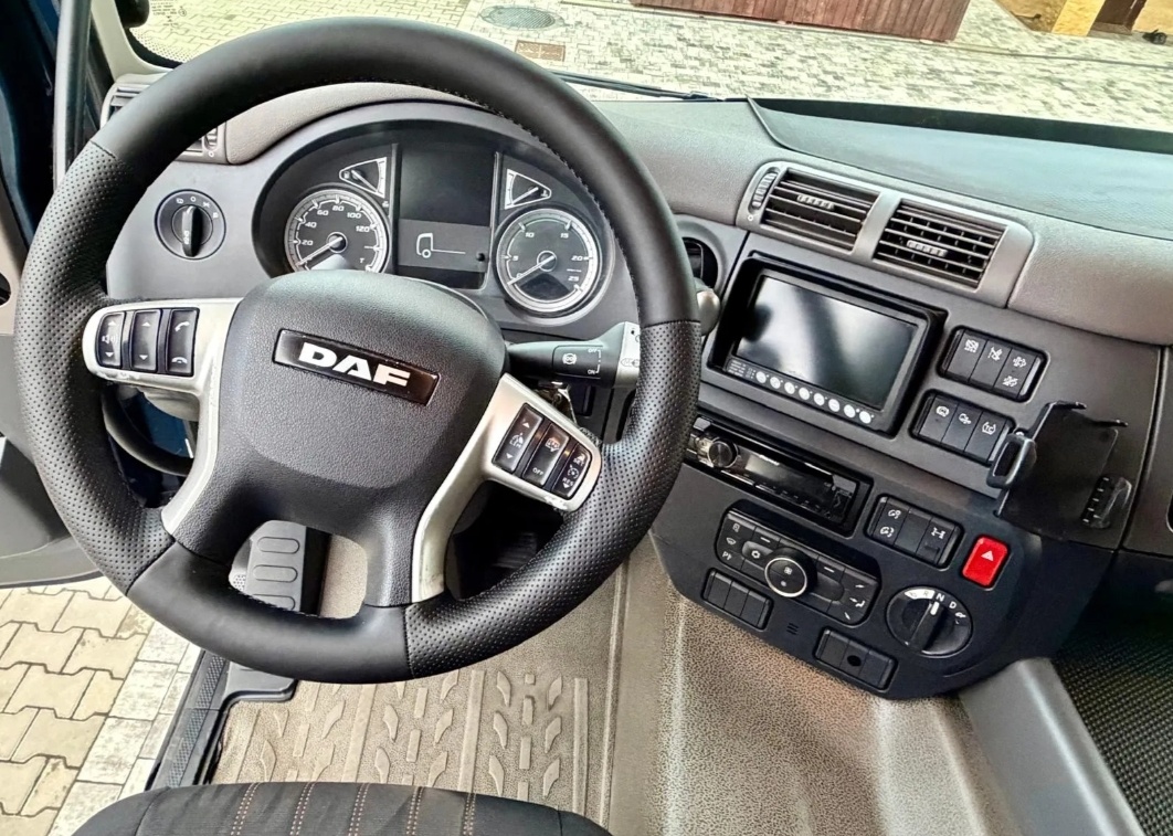 DAF CF 300 - 4x2 – Skříň – EURO 6 - 14