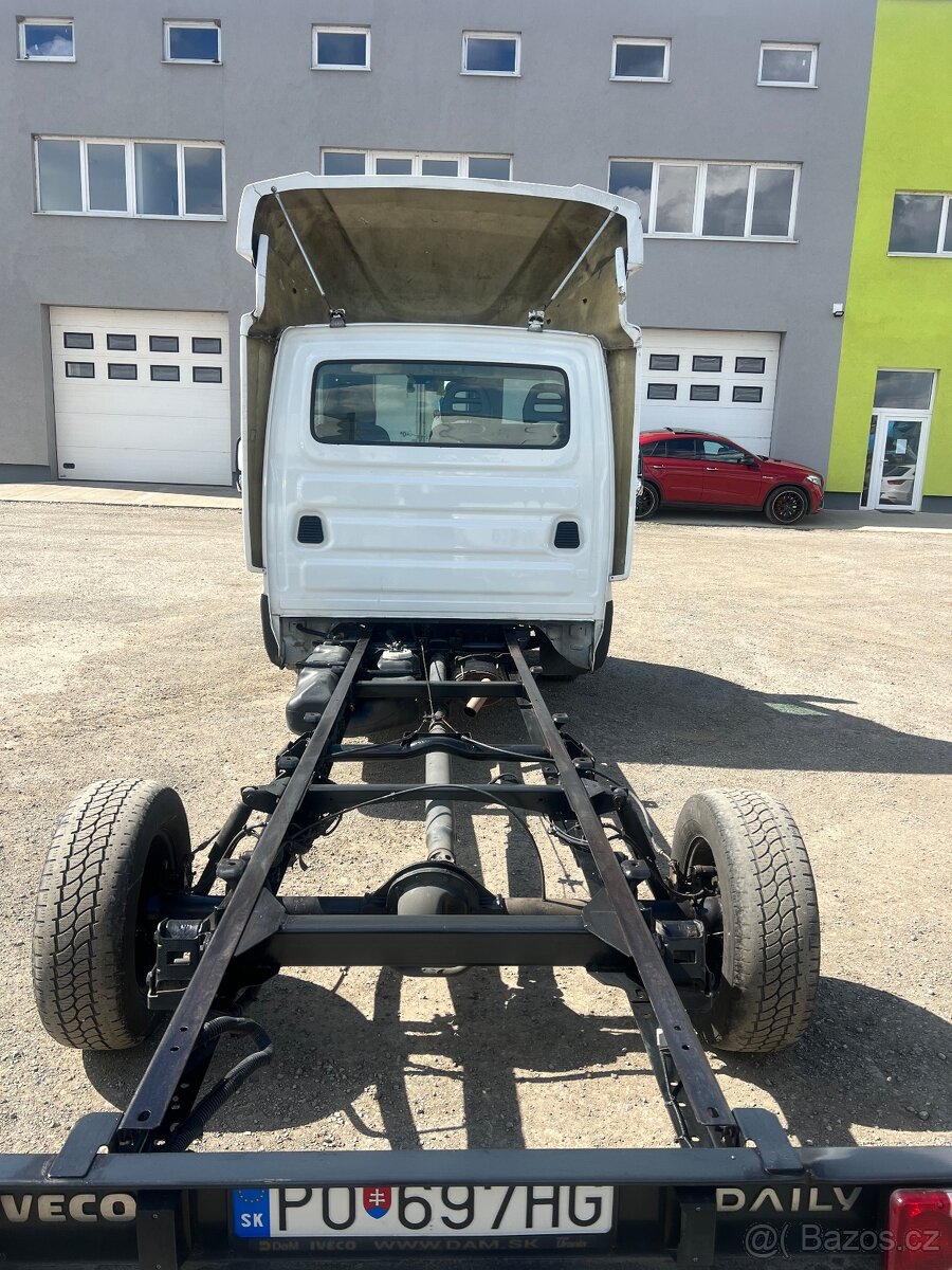 🚗+🚗 IVECO Daily 35S16 šasy - 14