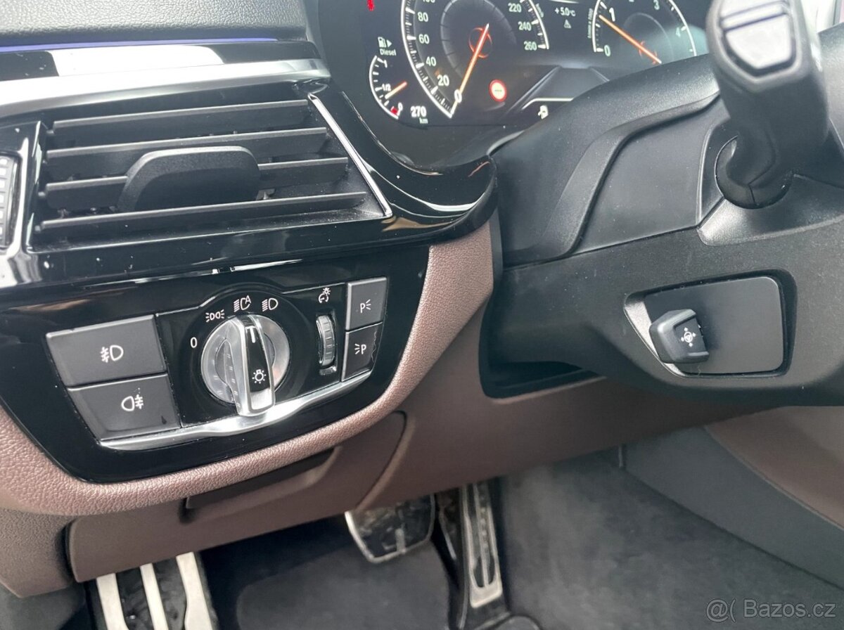 BMW 530d xDrive 2019 - 14