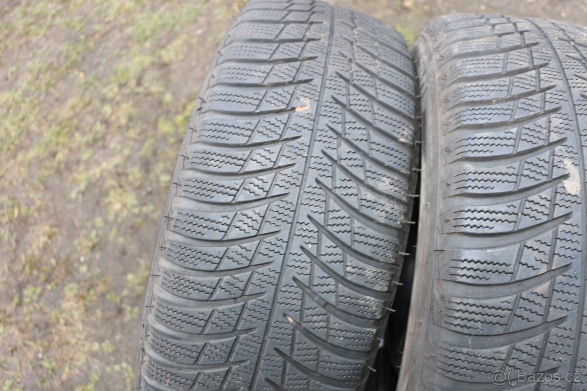 Plechový disk VW Škoda zimní pneu Bridgestone 215/60 R16 - 14