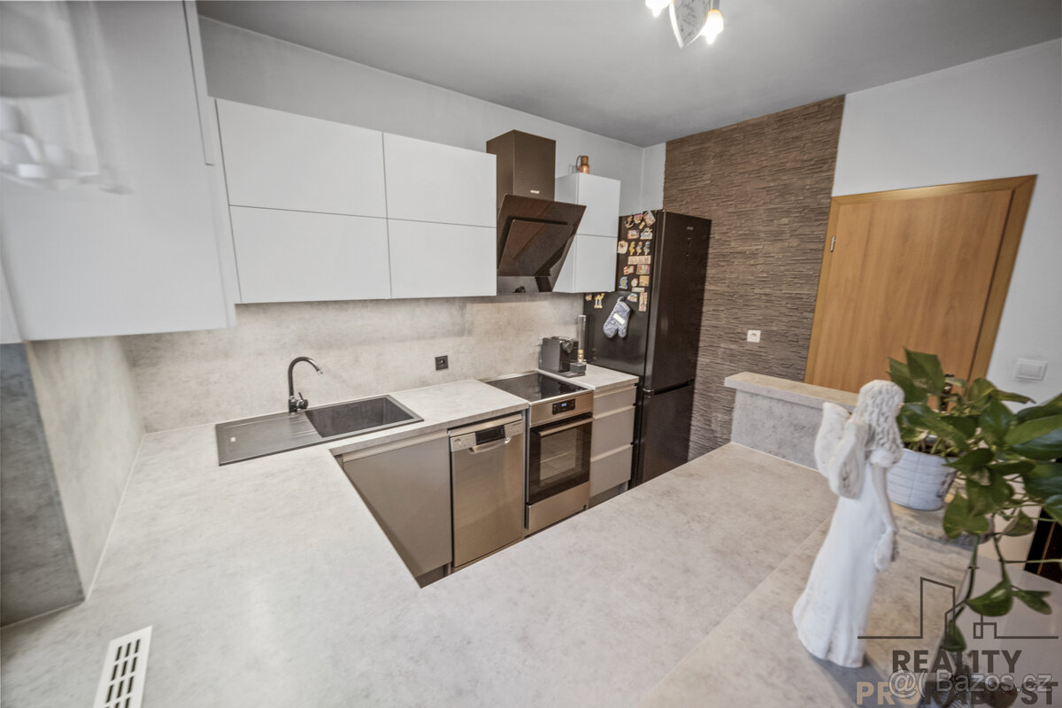 Prodej domu - Hrochův Týnec - 14