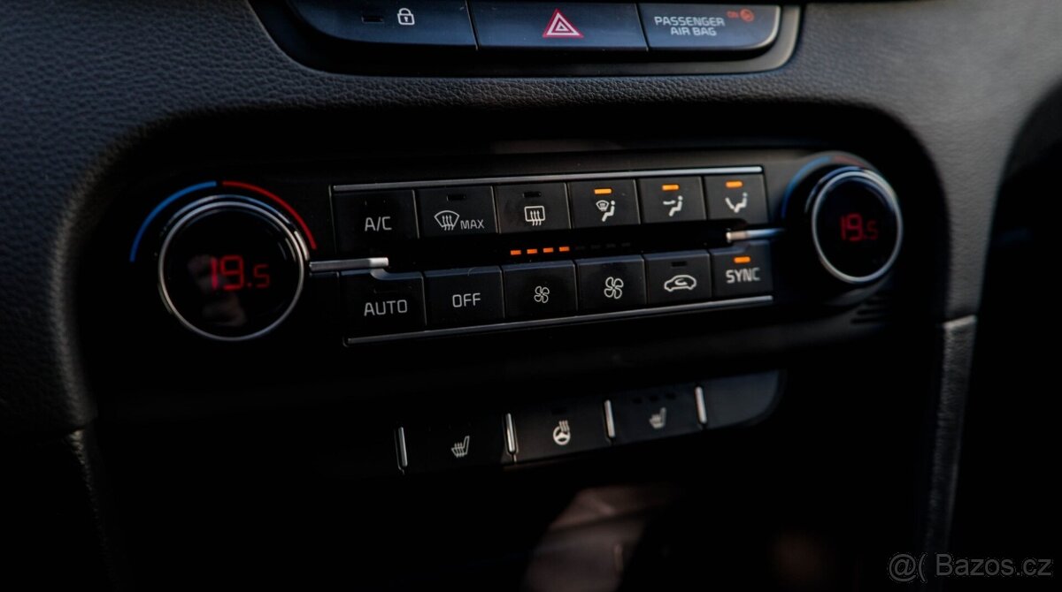 Kia Ceed SW 1.5 T-GDi GT-Line - 14