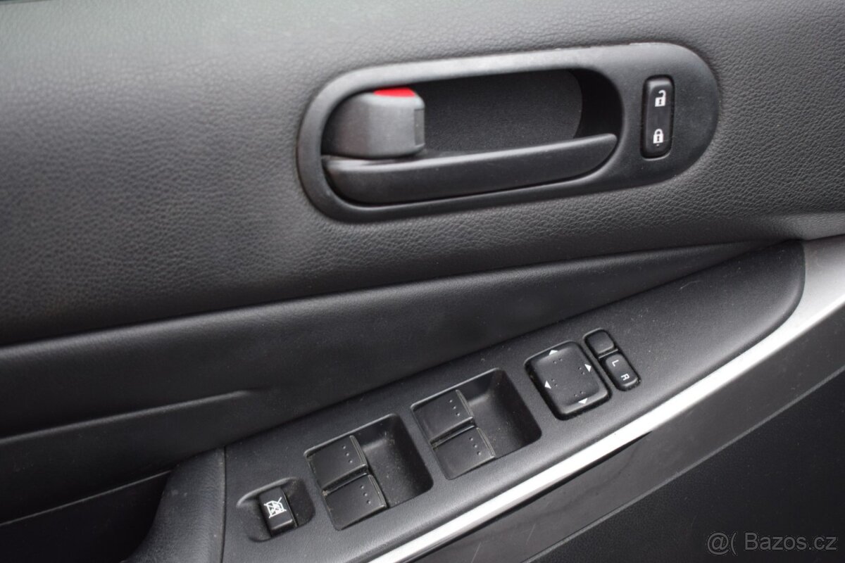 Mazda CX-7 2.2D 4x4/KAMERA/NAVIGACE/2011/ - 14