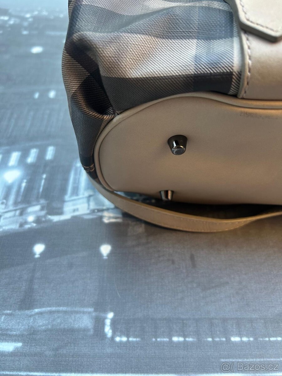 Burberry kabelka - 14