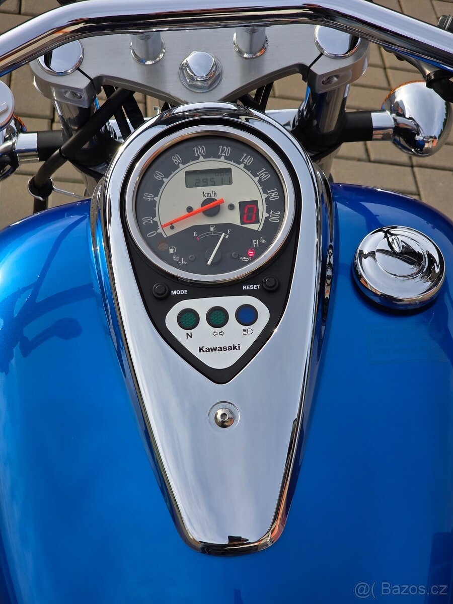 Kawasaki VN 900 Custom, původ ČR, padací rám, opěrka - 14