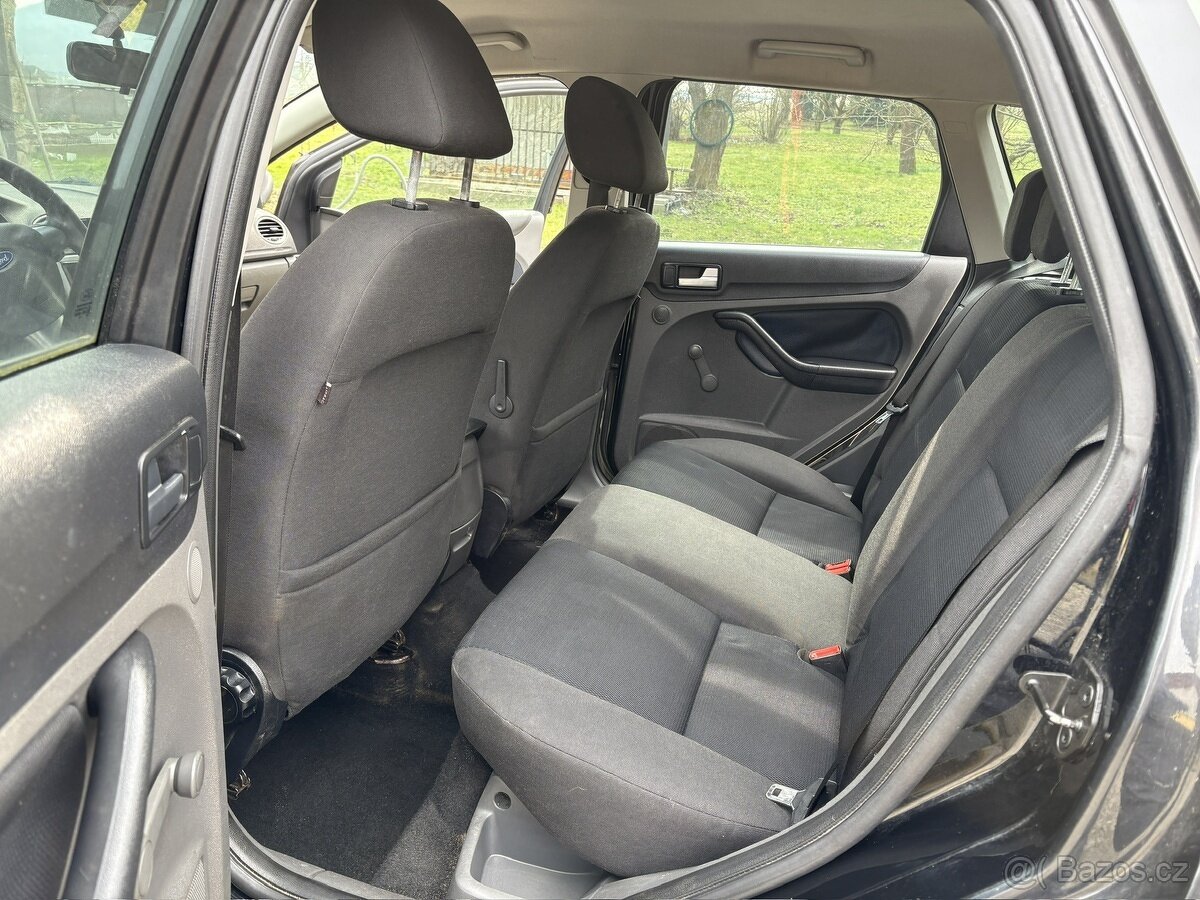 Ford Focus II, 1.6 kombi - 14
