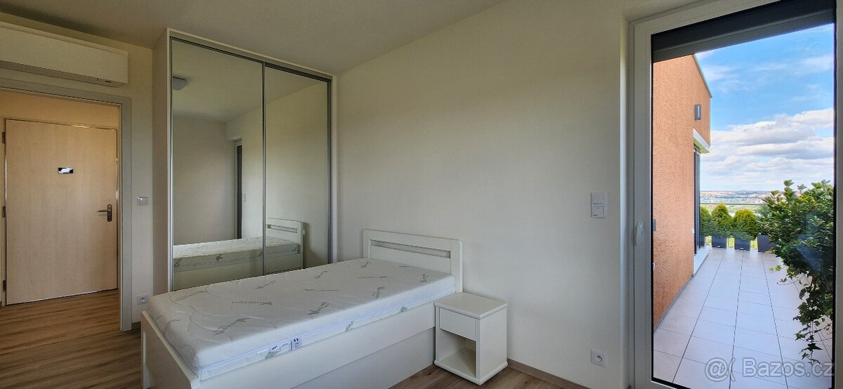 Prodej bytu 2+kk 60 m², Klapálkova, Praha 10. - 14