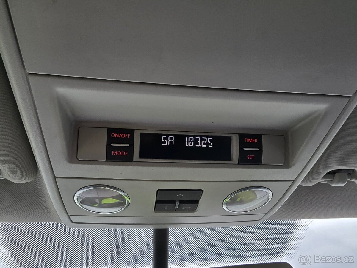 VW Multivan T5.1 2.0TDi Highline - 14