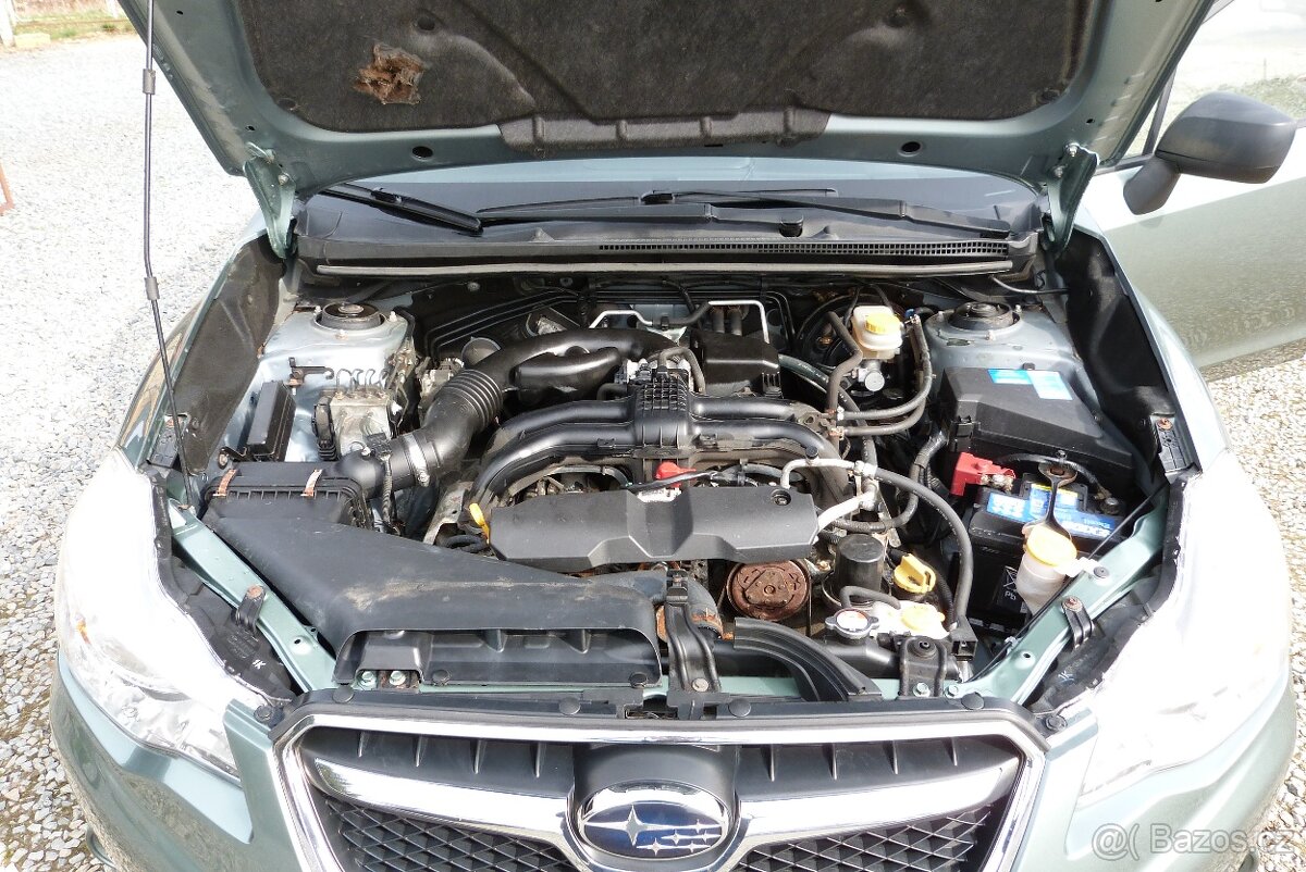 Subaru XV 2.0i automat - 14