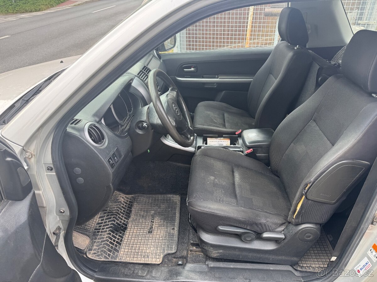 Prodám Suzuki Grand Vitara 1,9 nafta provoz 2010 - 14