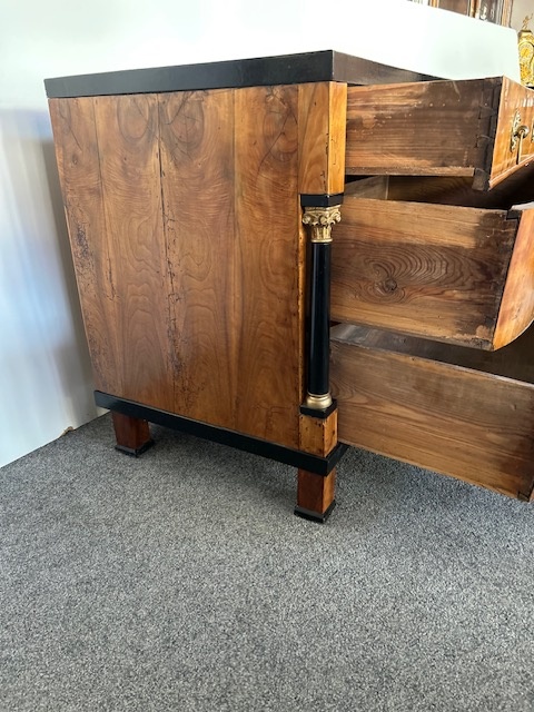 Komoda biedermeier hezký model. - 14