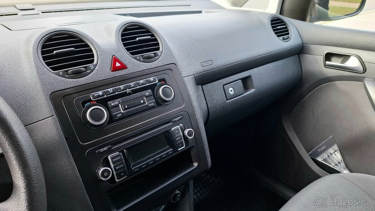 VW Caddy Maxi - 14