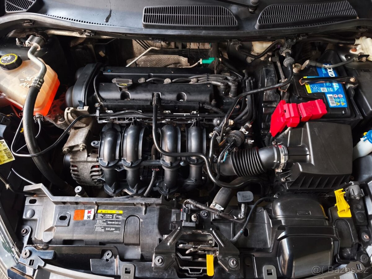 Ford fiesta 1.25 benzín - 14