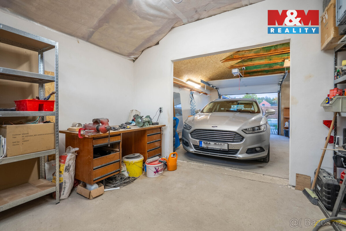 Prodej rodinného domu 5+1, 1205 m², Černá u Bohdanče - 14