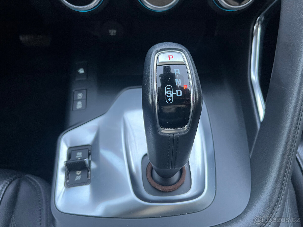 Jaguar E-Pace 2.0 D 150 AWD, LED,4X4,AUT,ČR DPH - 14