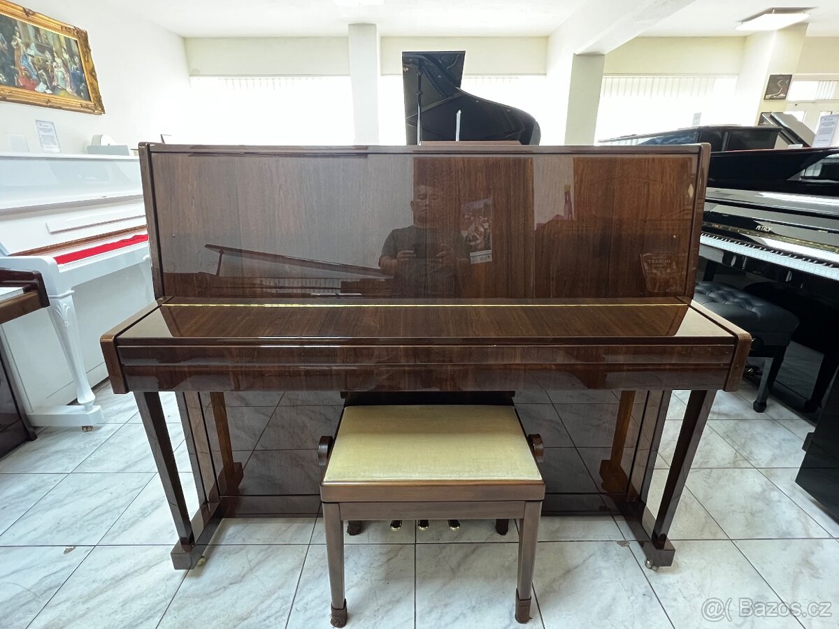 Petrof 118 P1 se zárukou 5 let, doprava zdarma. PRODÁNO - 14