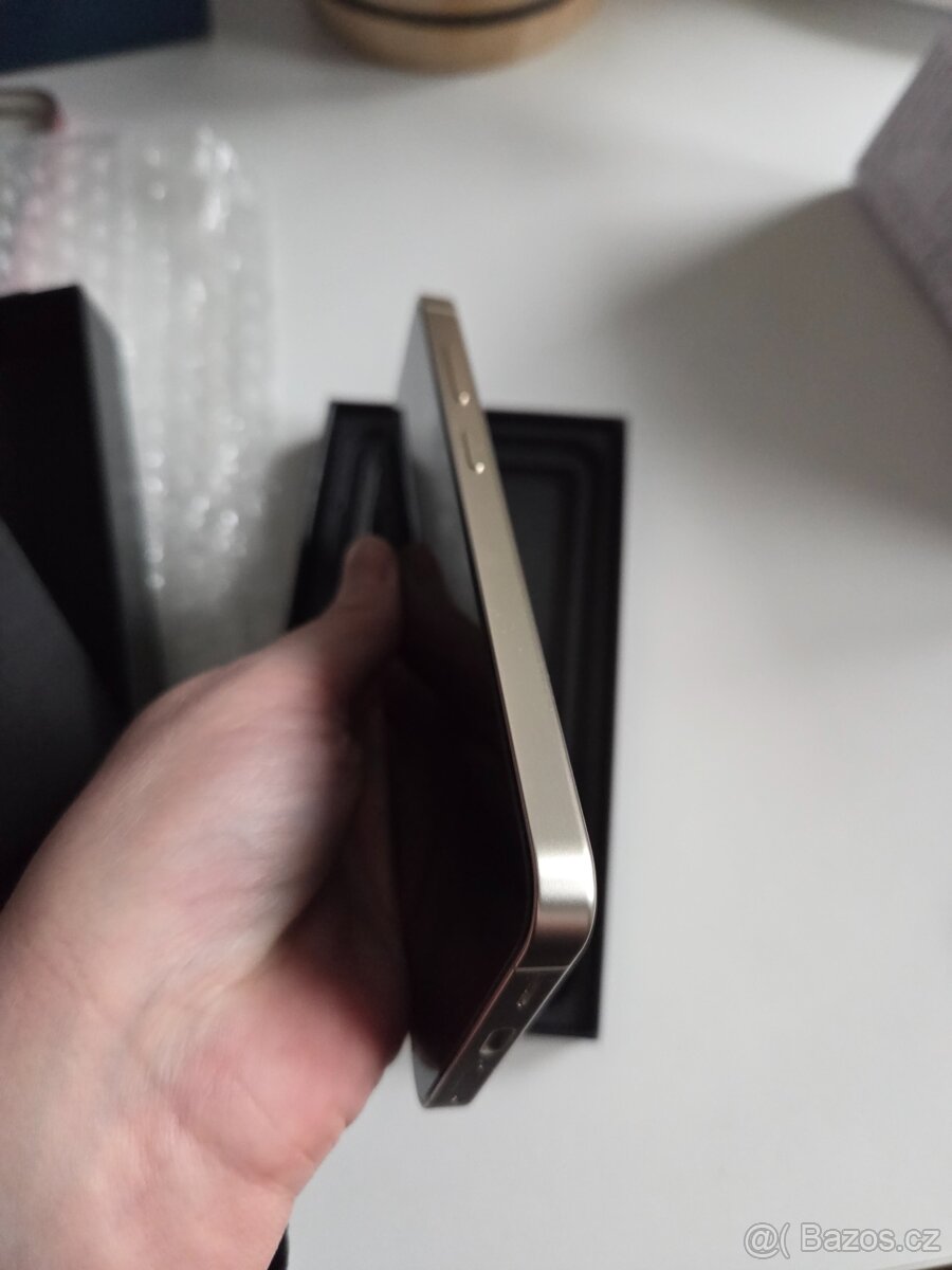 Samsung Galaxy S24, 8/256GB, Amber Yellow, stav jako nový - 14