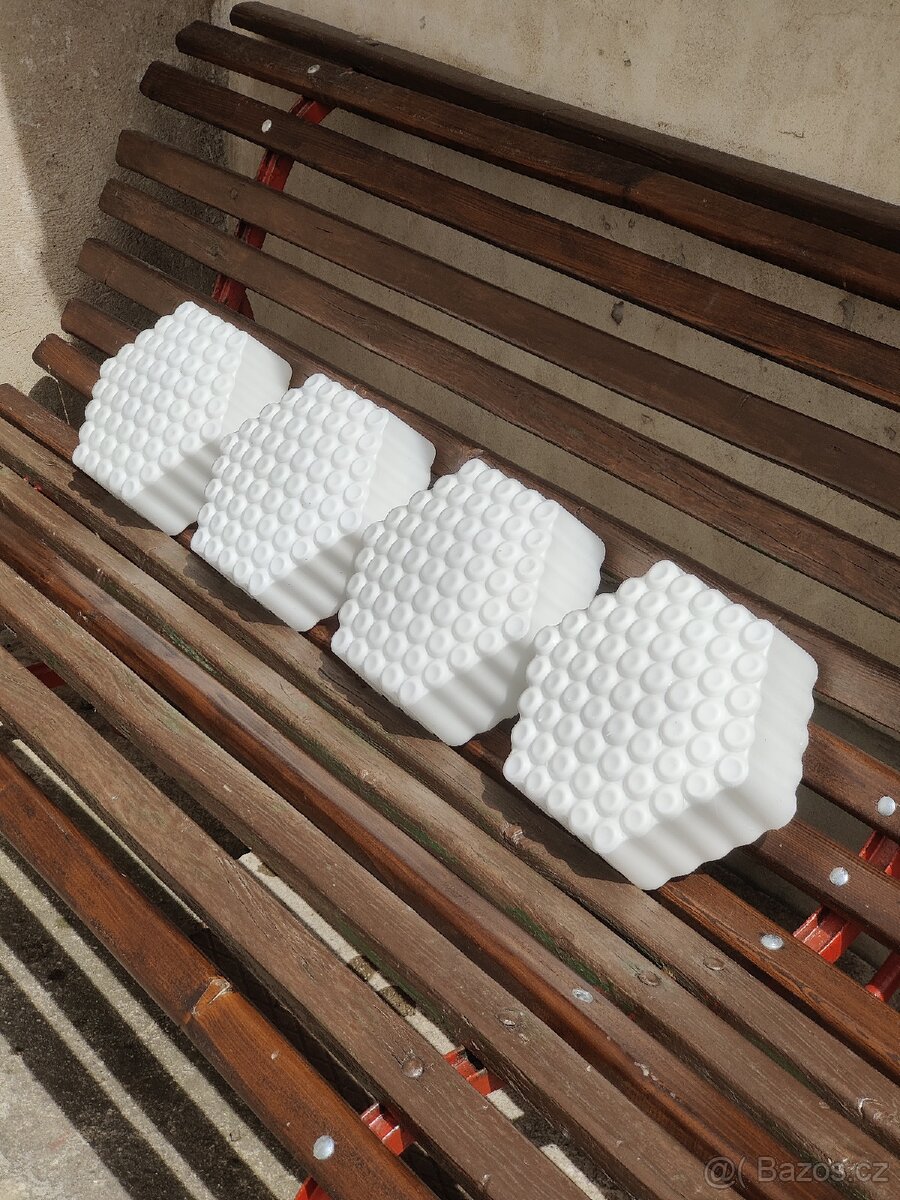 Ivan Jakeš 70 léta stropnice, světlo "včelí plástev" - 14