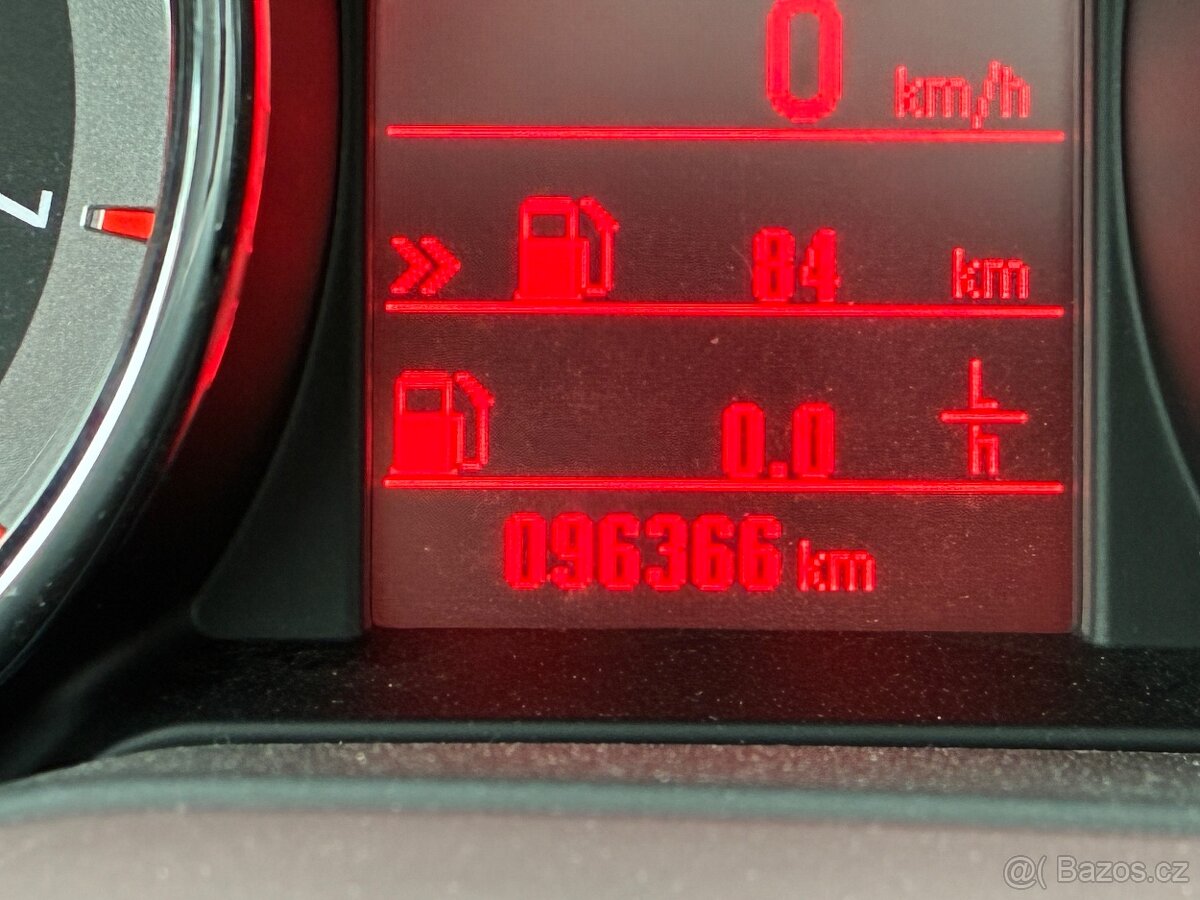 Opel Adam 1,2 i - 14