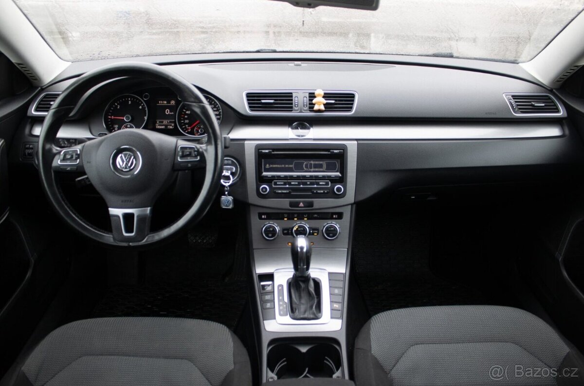 Volkswagen Passat Variant - 14