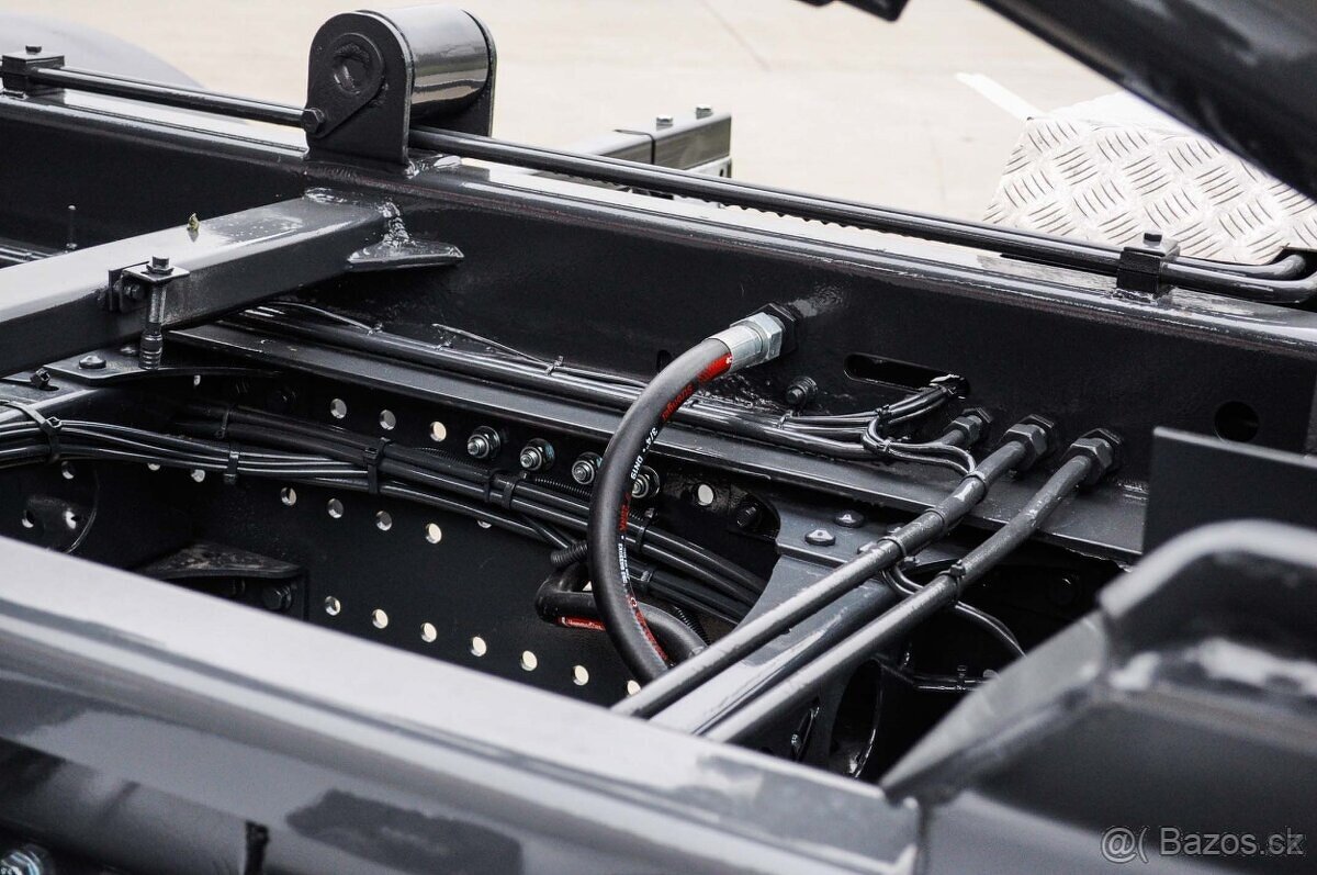 MERCEDES AXOR 1824 - 18T HÁKOVÝ NOSIČ KONTEJNERŮ EU5 - 14