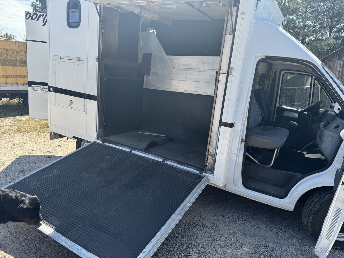 Fiat ducato pro prepravu koní 2.8jtd - 14