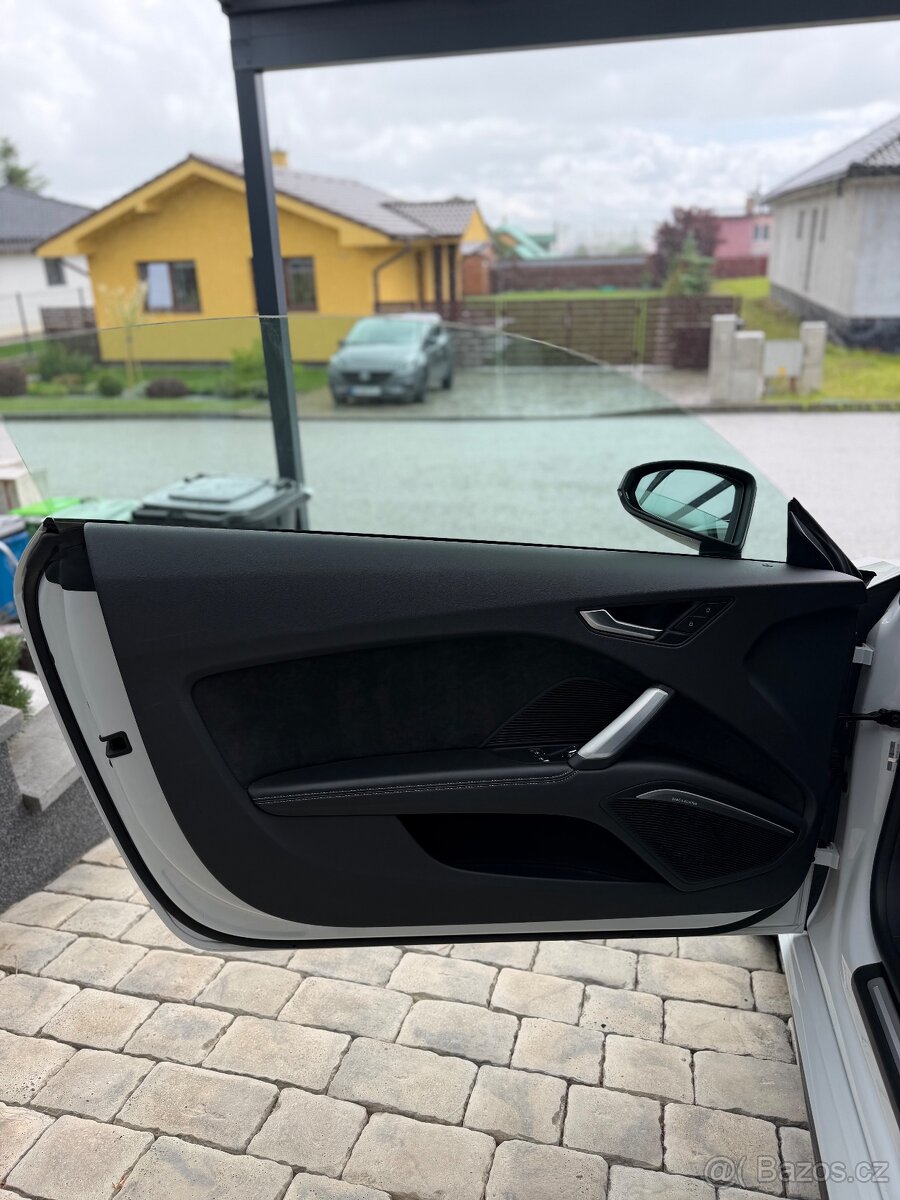 AUDI TT 2.0 TFSI S-line - 14