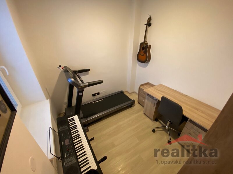 Prodej moderně zrekonstruovaného rodinného domu 4+kk s teras - 14