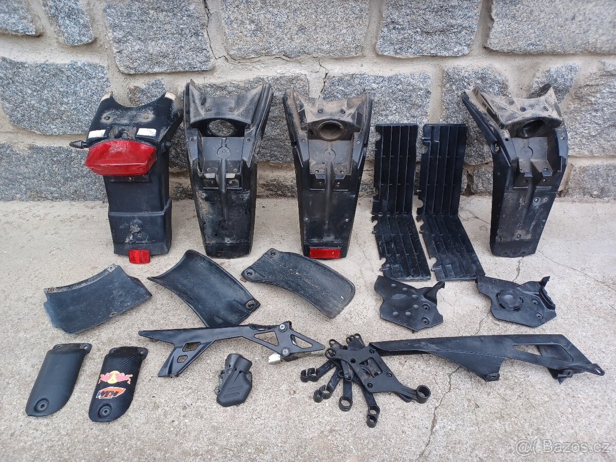 KTM LC4 640 - 620 PLASTY - 14