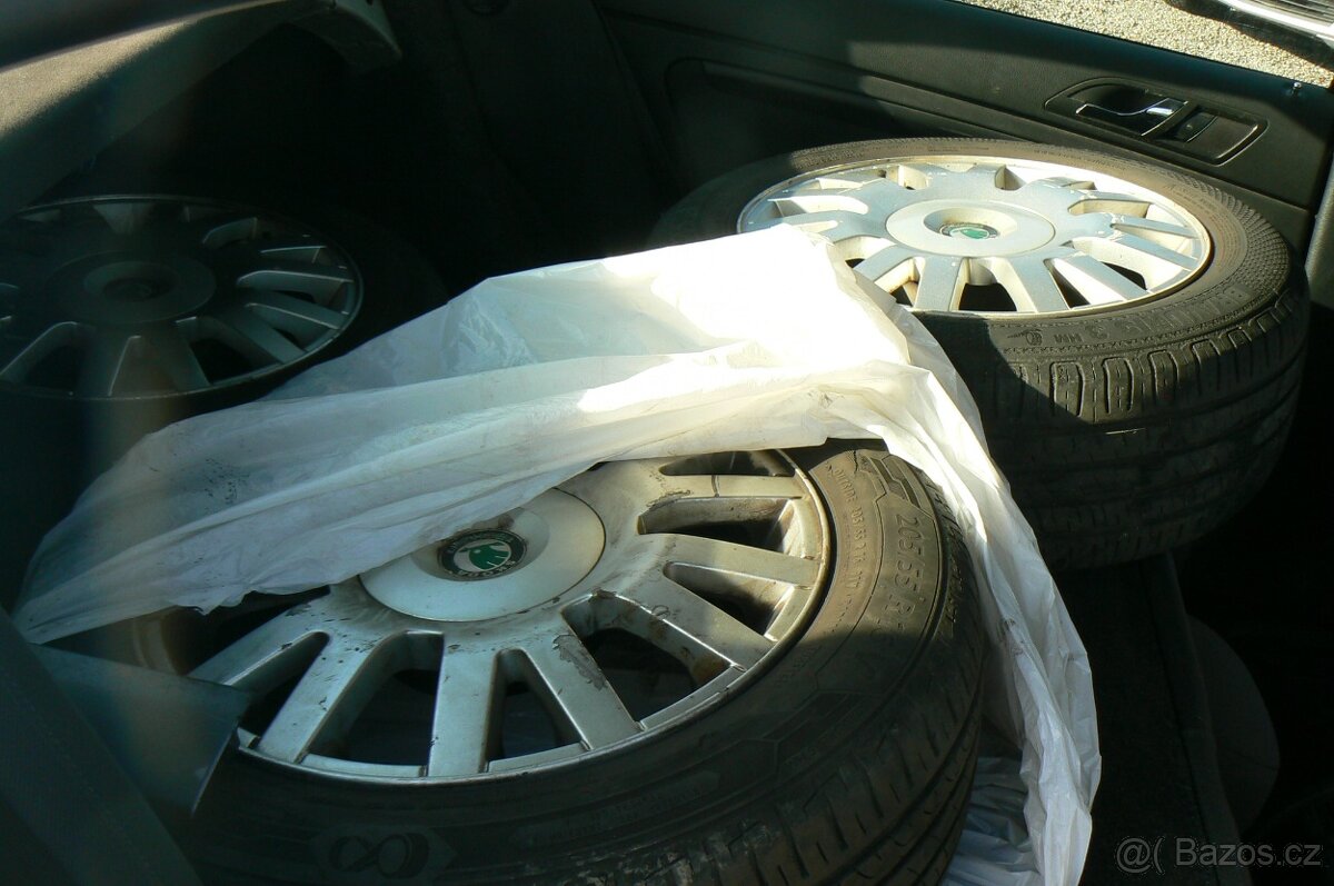 Škoda Superb 1.9TDi -2004 -ČR - 14