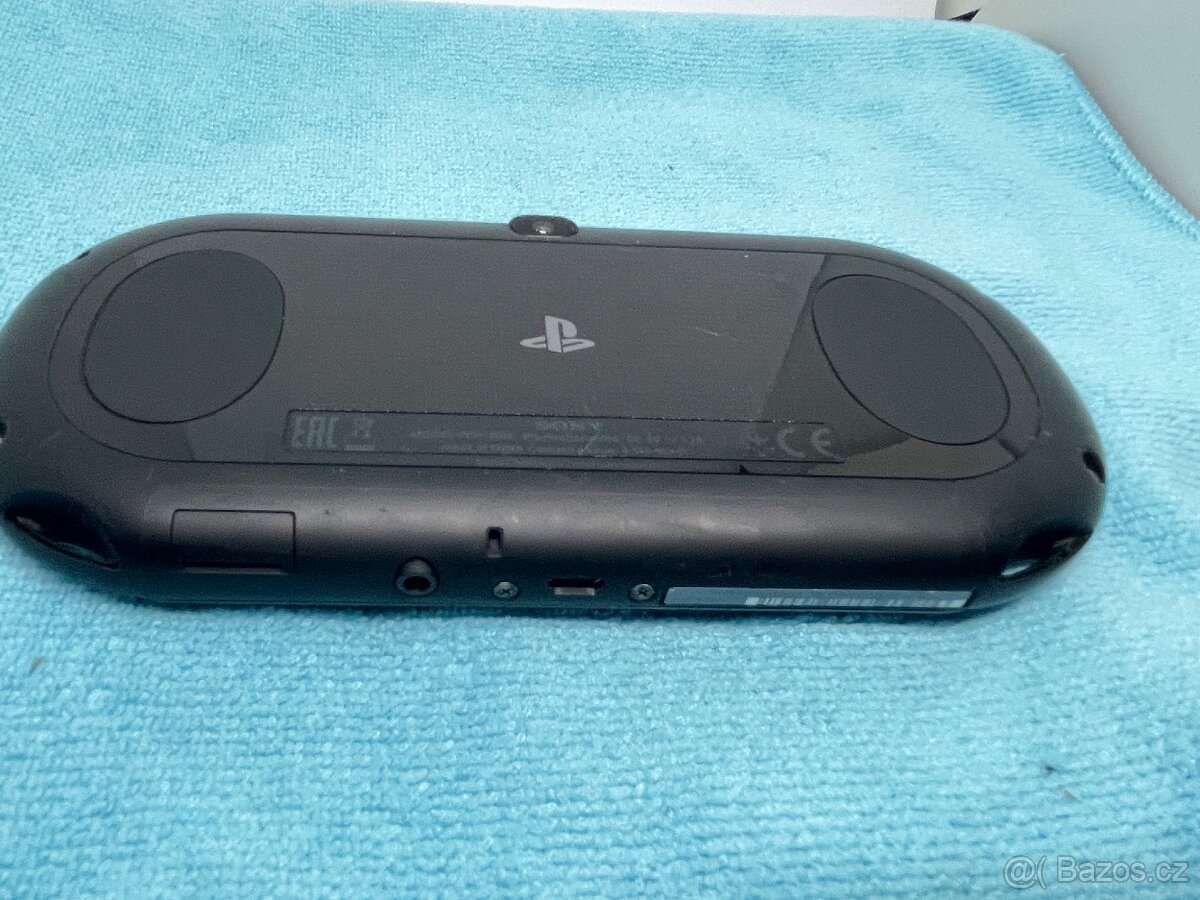 PS VITA PCH-2016 LCD - 14