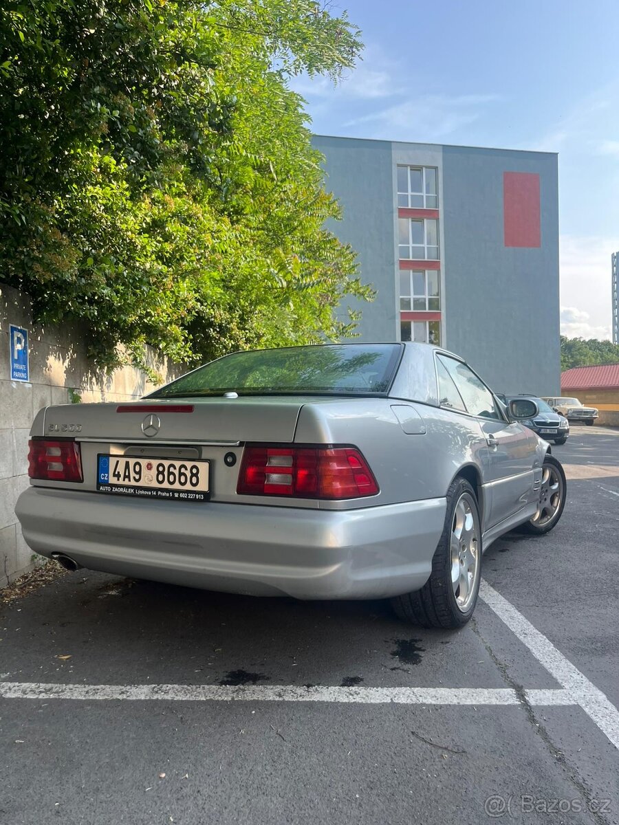 SLEVA. Mercedes-Benz SL 500 „Silver Arrow“ - 14