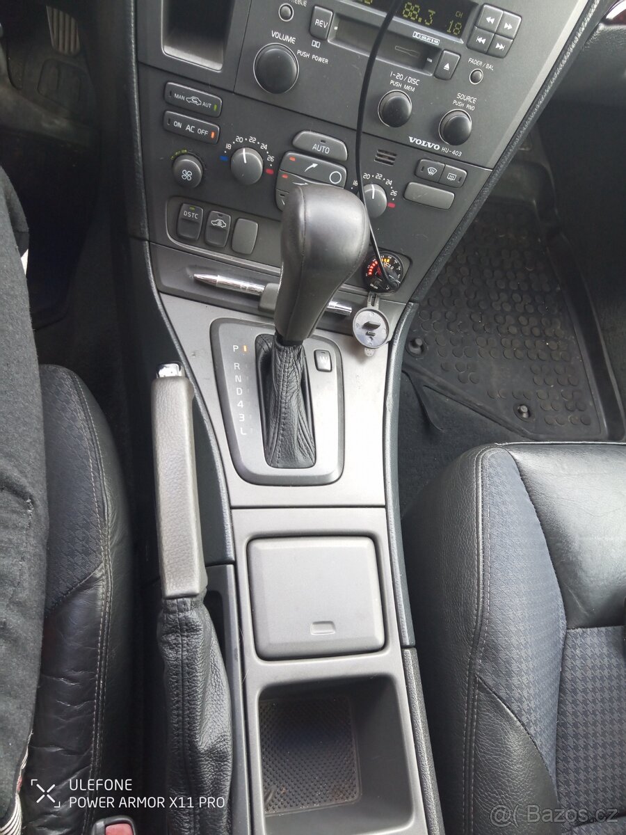 Volvo V70 2.4d 120kw - 14