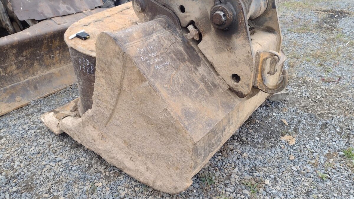 Kolový bagr VOLVO EW180C - 14