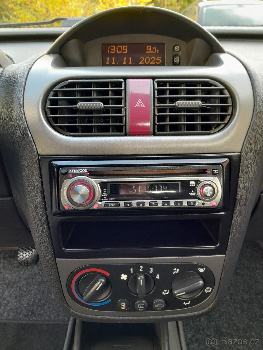 Opel Corsa C 1.2i 55kW rok 2003 naj.181tis. NOVÁ STK - 14